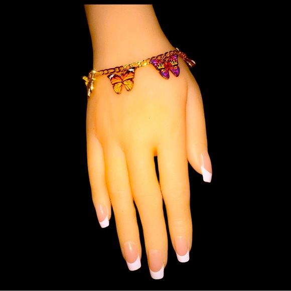 Butterfly Charm Bracelet-Goldtone - Picture 1 of 3